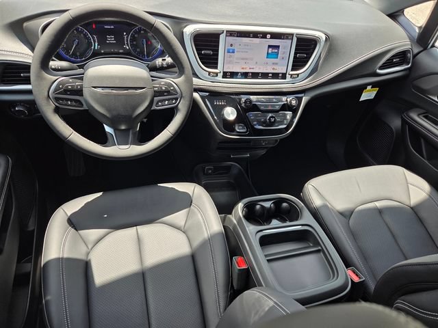 New 2027 Chrysler Pacifica Select FWD image 7