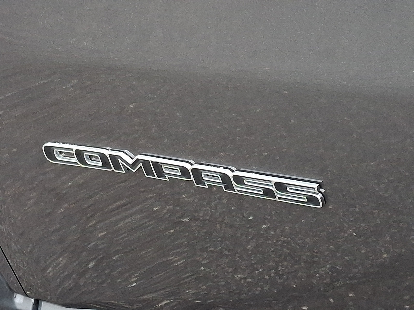 Used 2024 Jeep Compass Latitude AWD/4WD image 30