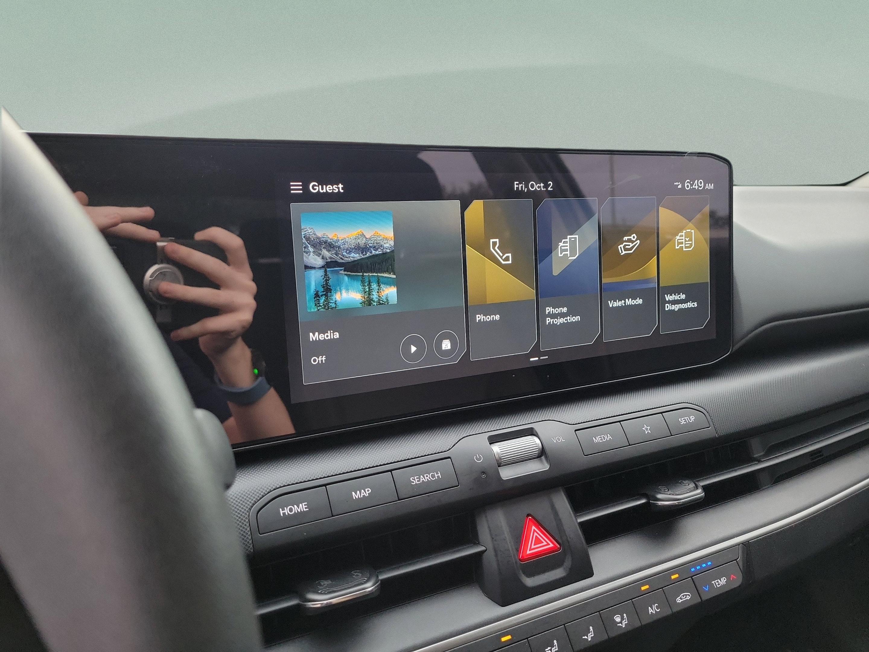 Certified 2025 Kia K4 FWD image 18