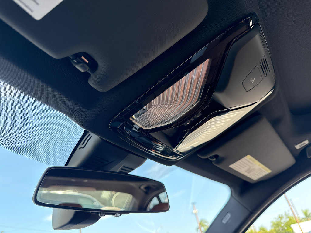 New 2026 BMW 330i Sedan w/ Premium Package RWD image 30