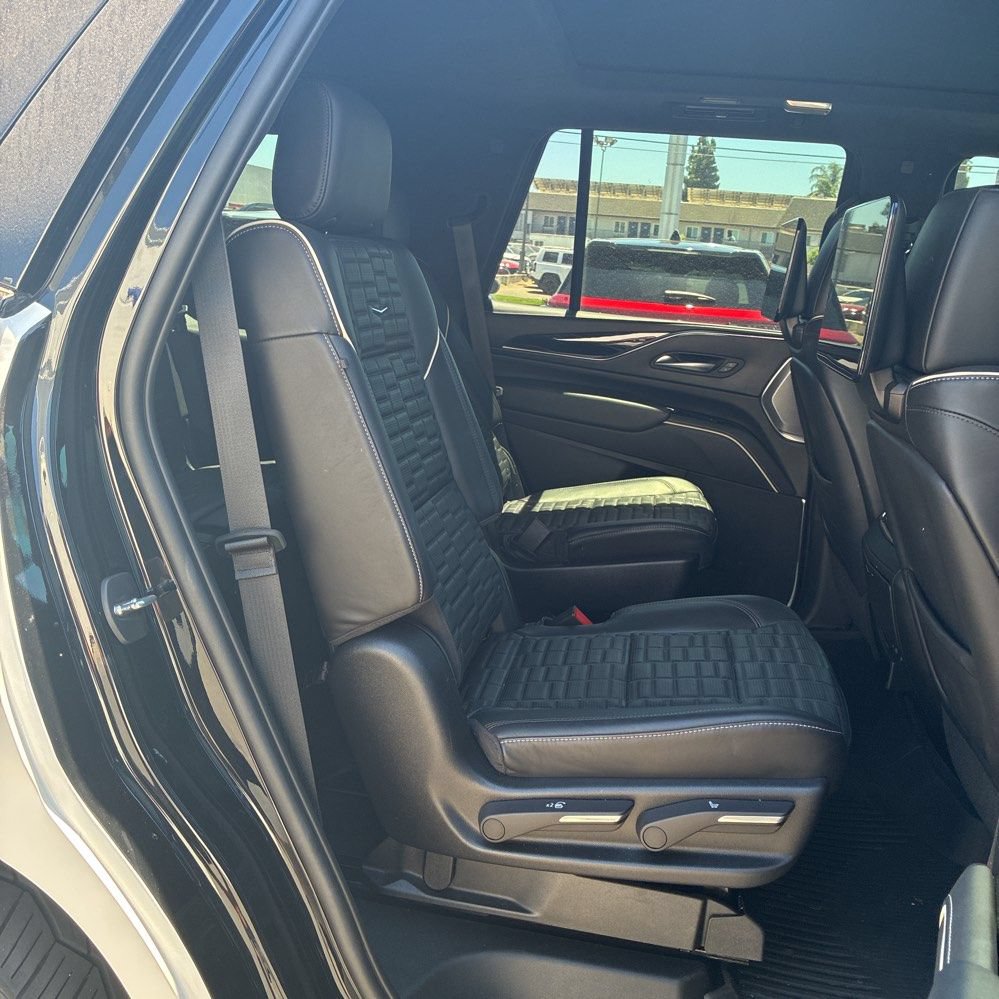 Used 2023 Cadillac Escalade V w/ LPO, Floor Liner Package AWD/4WD image 14