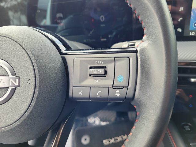 Used 2025 Nissan Kicks SR FWD image 23