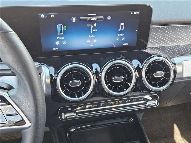 Used 2026 Mercedes-Benz GLB 250 image 14