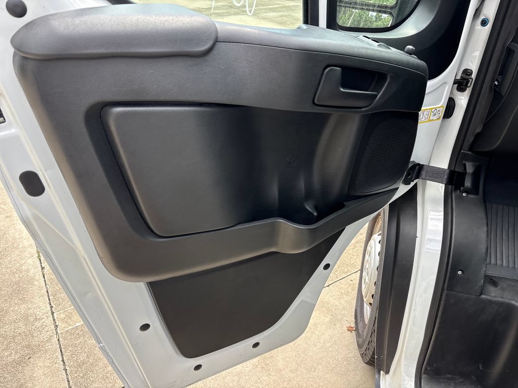 Used 2025 RAM ProMaster 2500 w/ Convenience Group FWD image 15