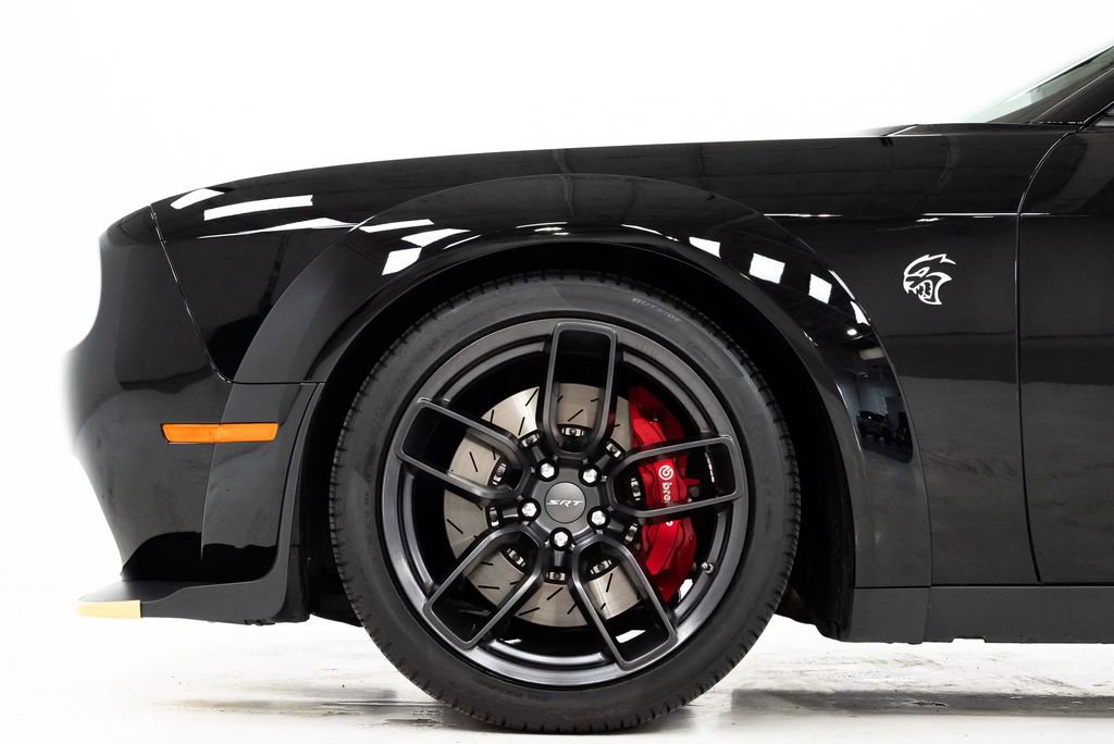Used 2018 Dodge Challenger SRT Hellcat RWD image 30