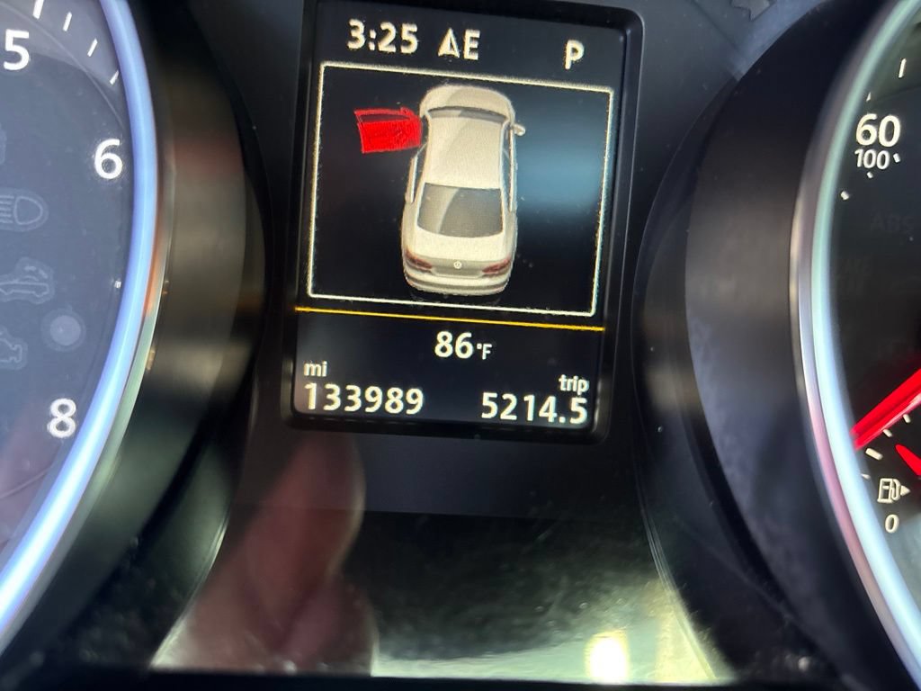 Used 2017 Volkswagen Jetta GLI FWD image 25