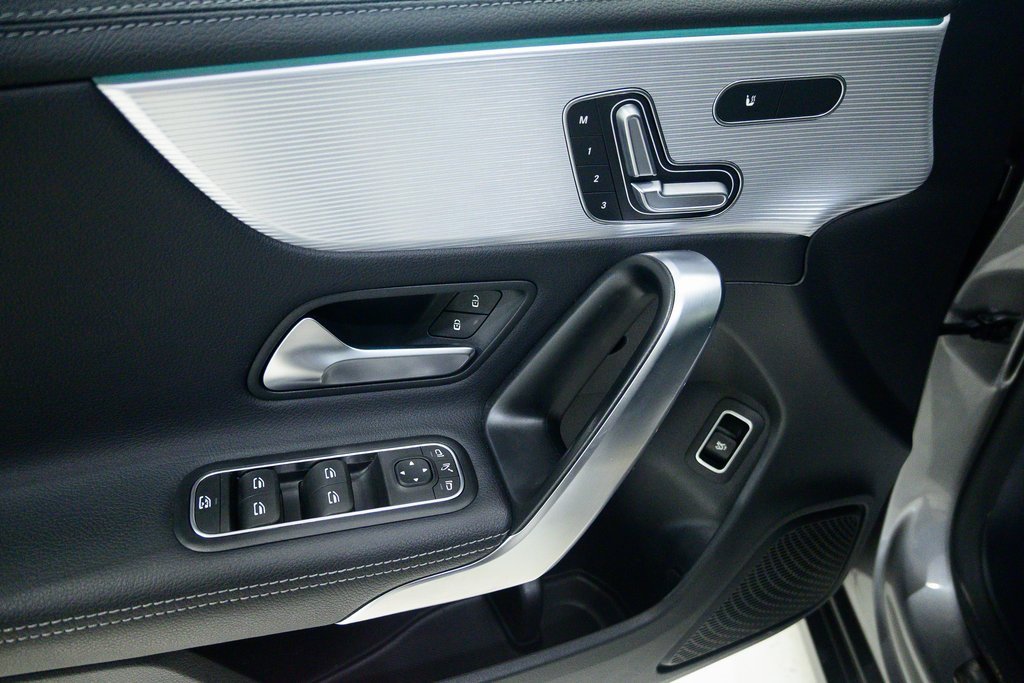 Certified 2023 Mercedes-Benz CLA 250 4MATIC image 18