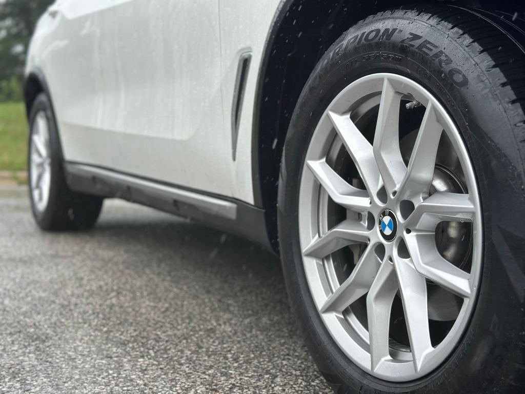 Used 2019 BMW X5 xDrive40i w/ Convenience Package AWD/4WD image 8