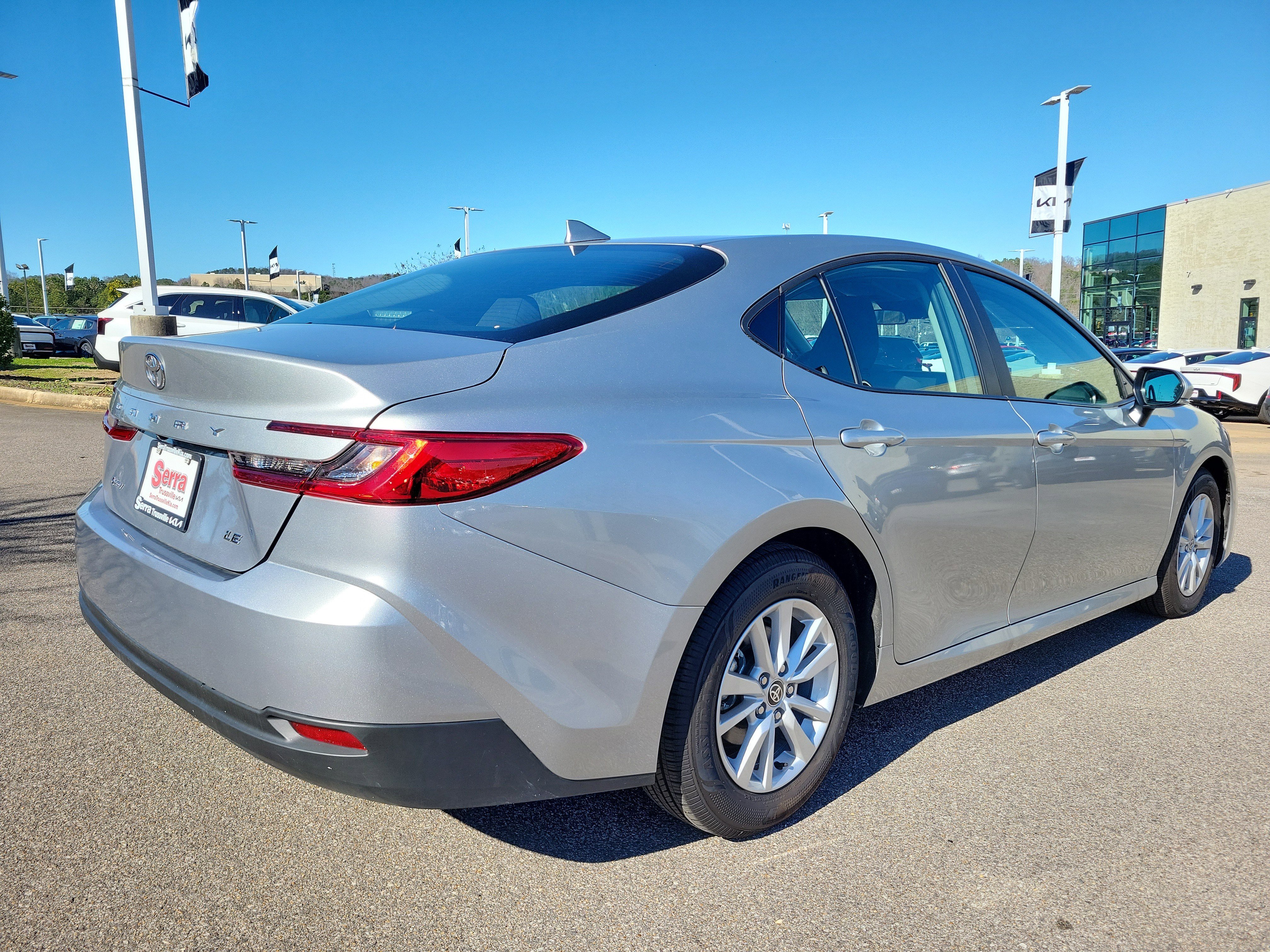 Used 2025 Toyota Camry LE image 26