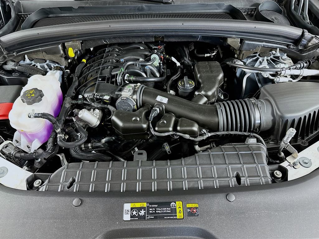 New 2025 Jeep Grand Cherokee L Limited w/ Black Appearance Package image 40