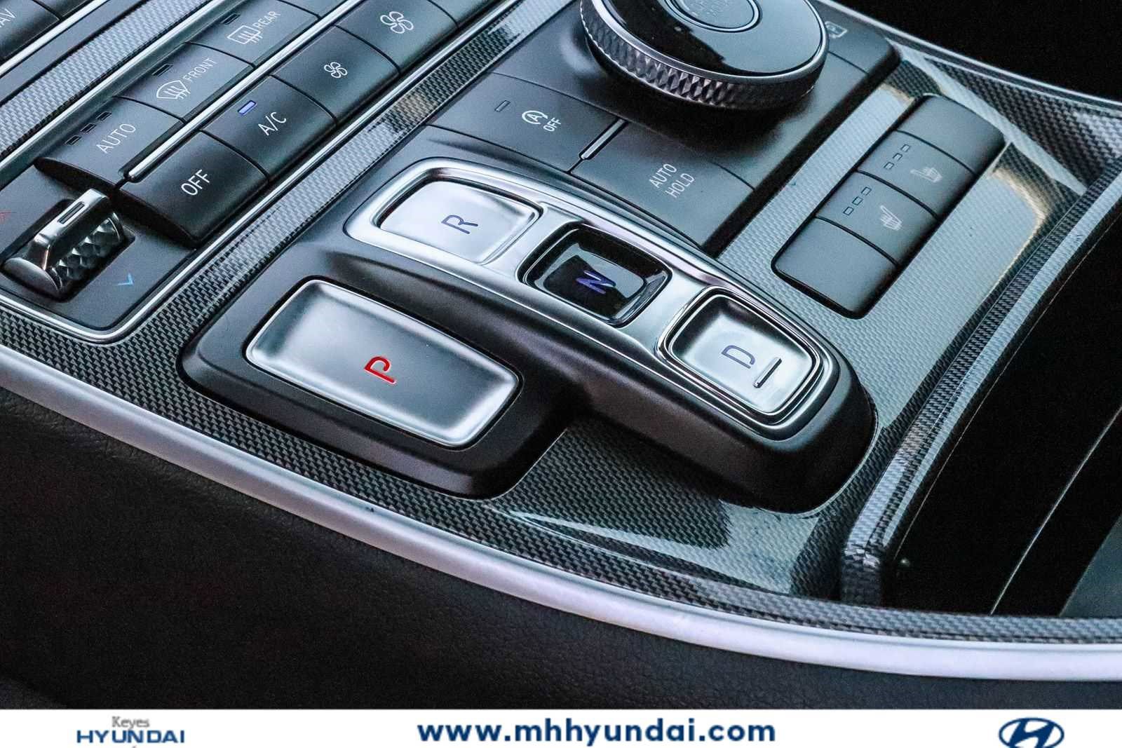 Certified 2023 Hyundai Santa Fe SEL FWD image 15