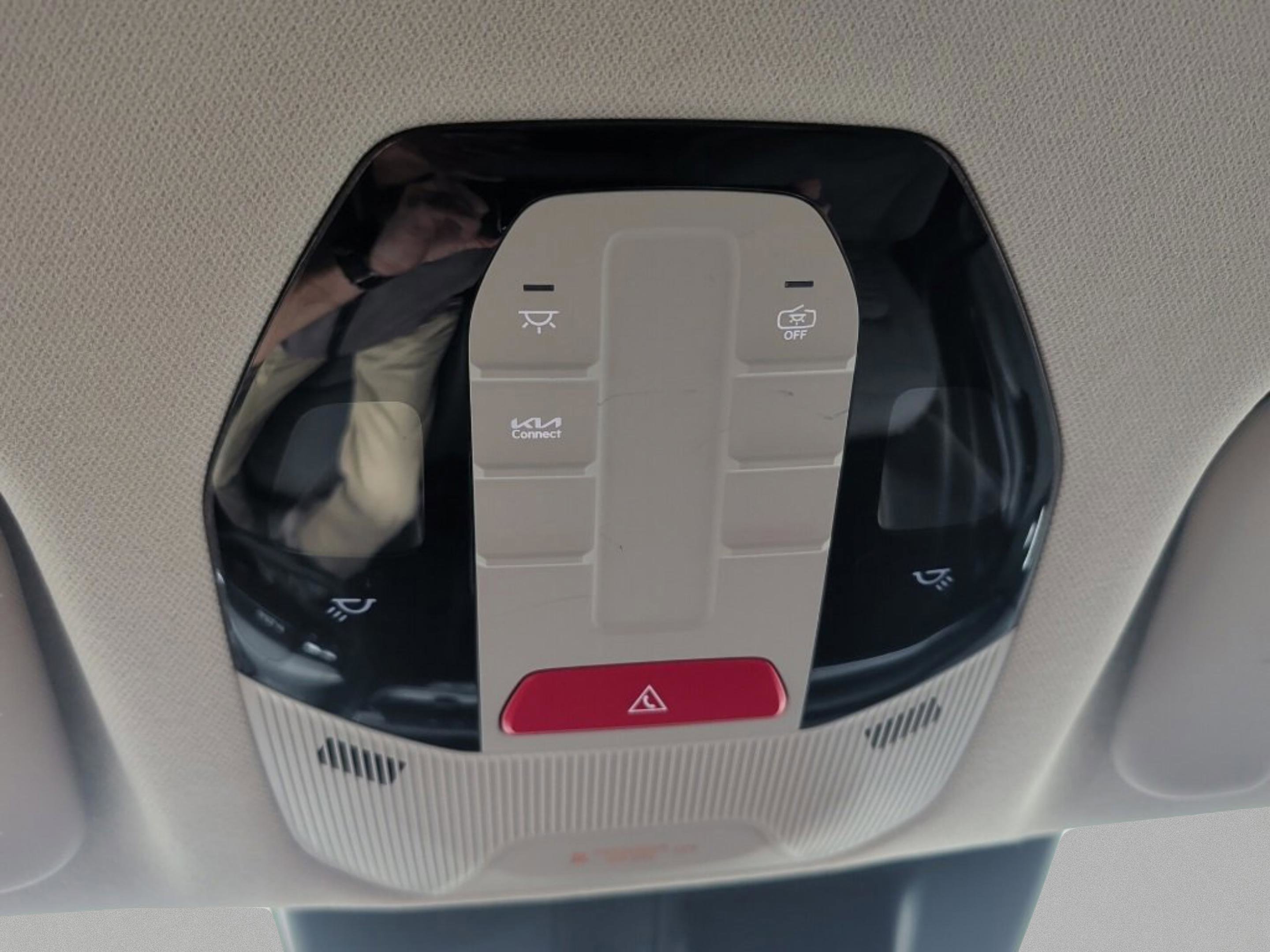 Used 2025 Kia K4 EX image 22