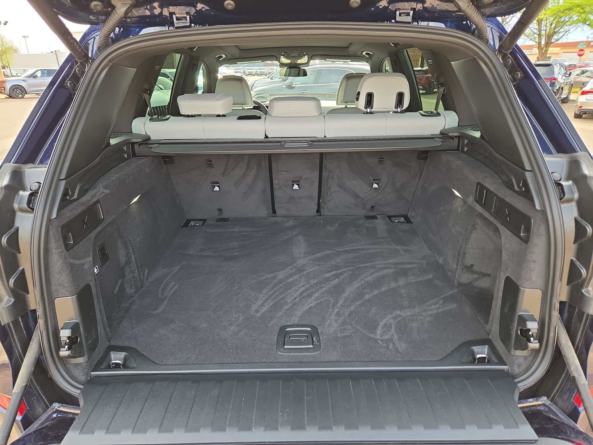 Certified 2026 BMW X5 xDrive40i w/ M Sport Package AWD/4WD image 12