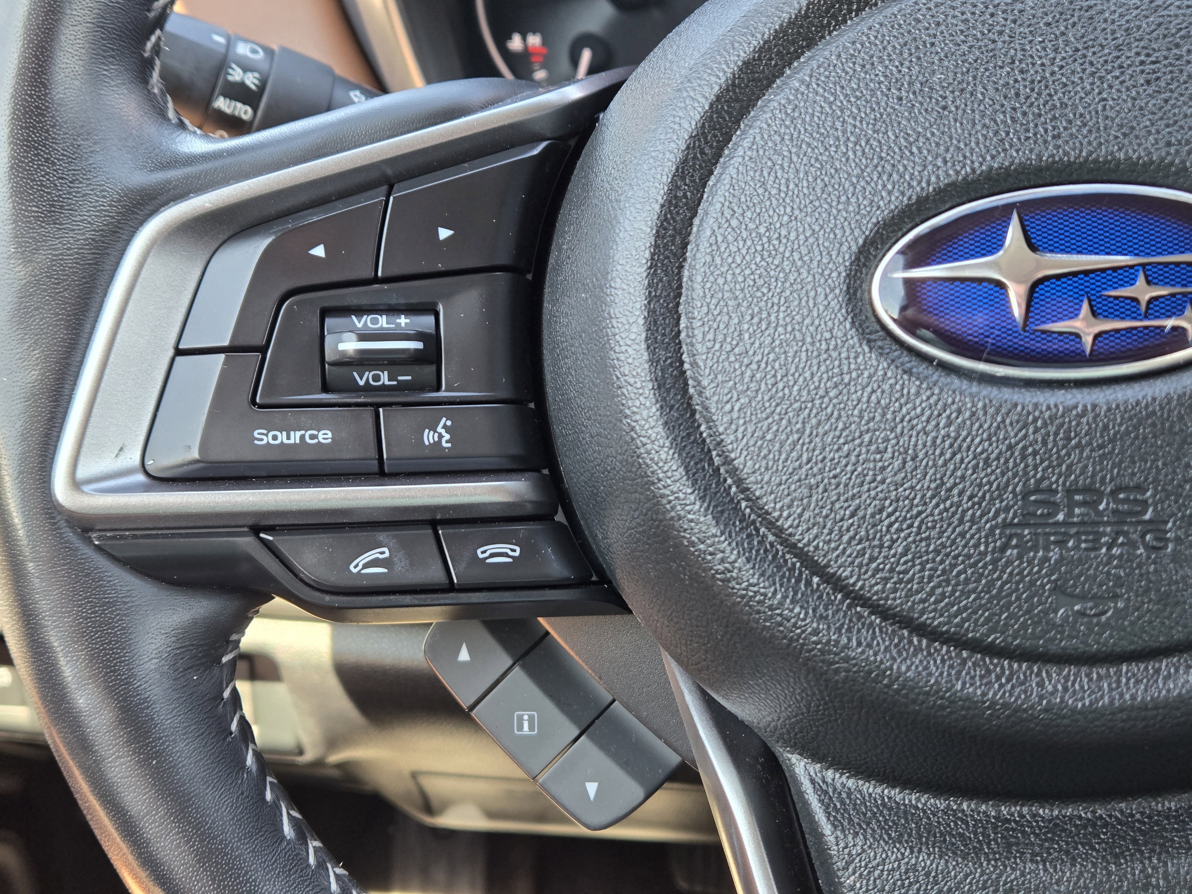 Used 2021 Subaru Outback Touring w/ Popular Package #2 image 23