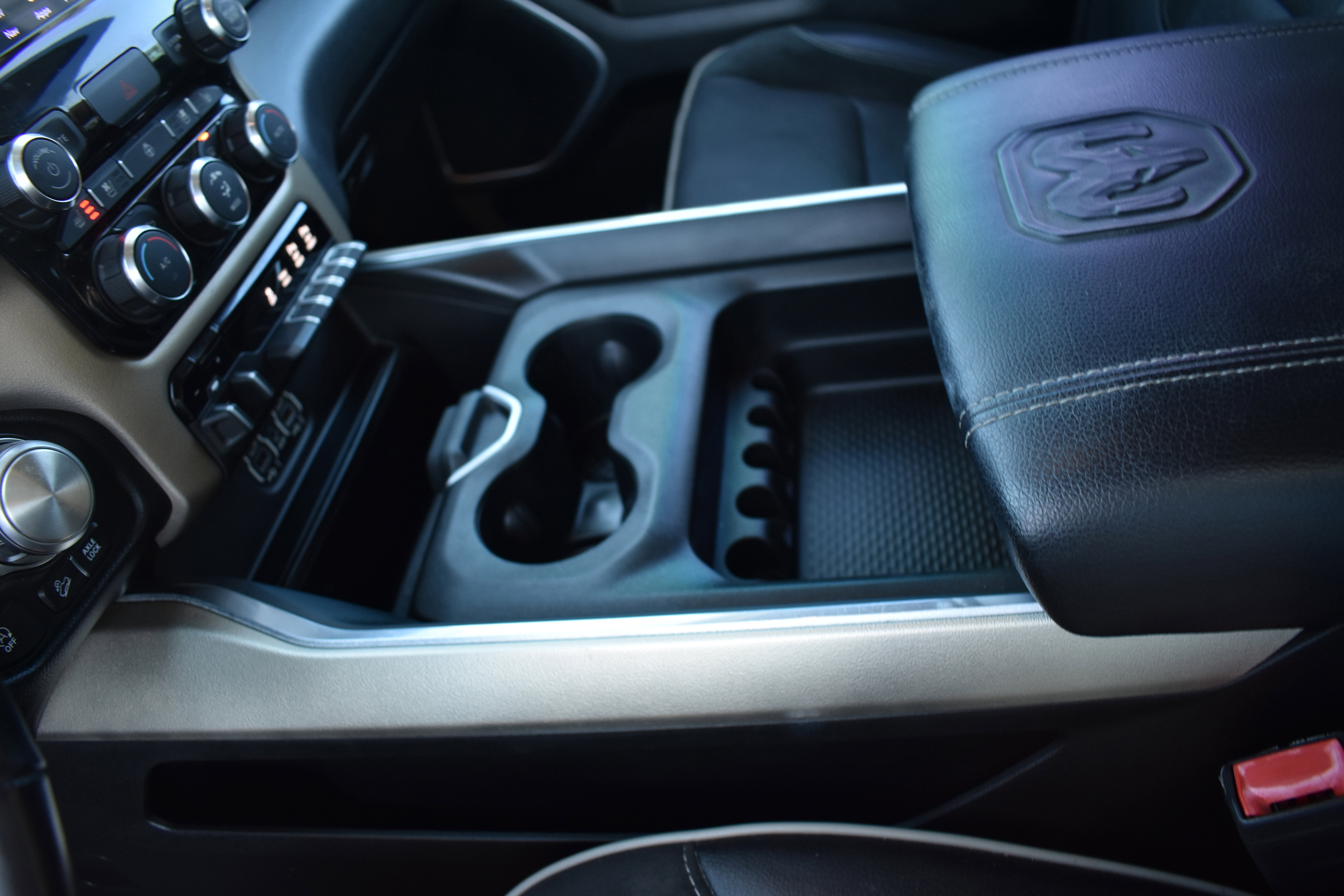 Used 2020 RAM 1500 Laramie image 24