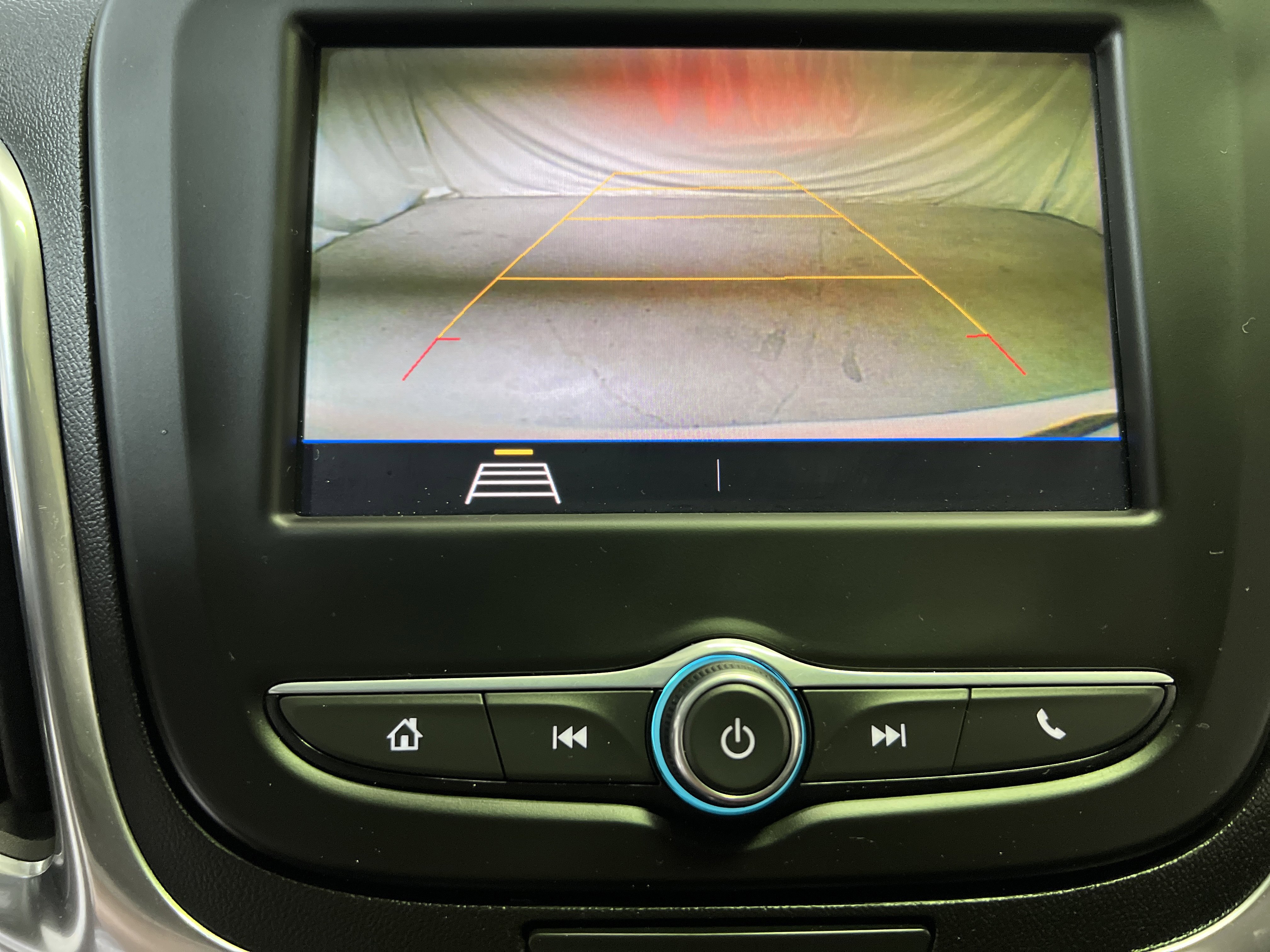 Used 2021 Chevrolet Equinox LT FWD image 19