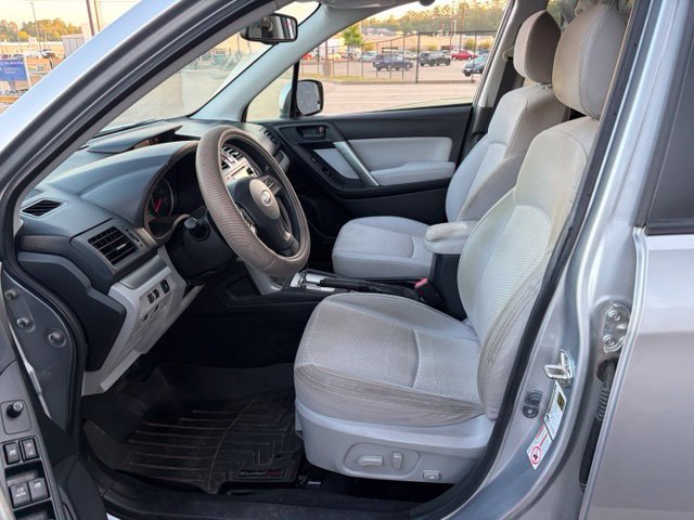 Used 2015 Subaru Forester 2.5i Premium w/ All-Weather Package AWD/4WD image 6