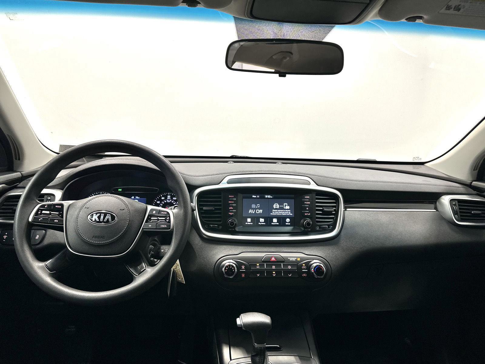 Used 2020 Kia Sorento LX image 20