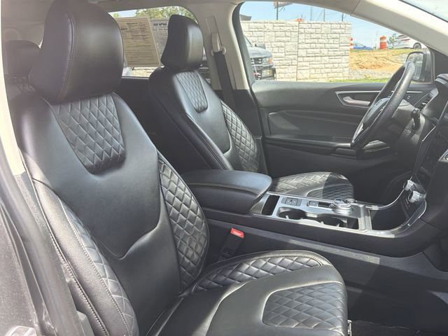 Used 2023 Ford Edge Titanium AWD/4WD image 23