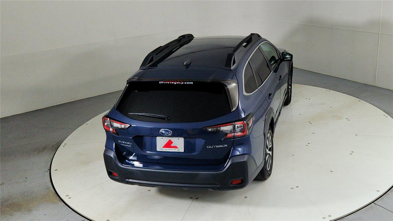 Used 2023 Subaru Outback Premium image 40