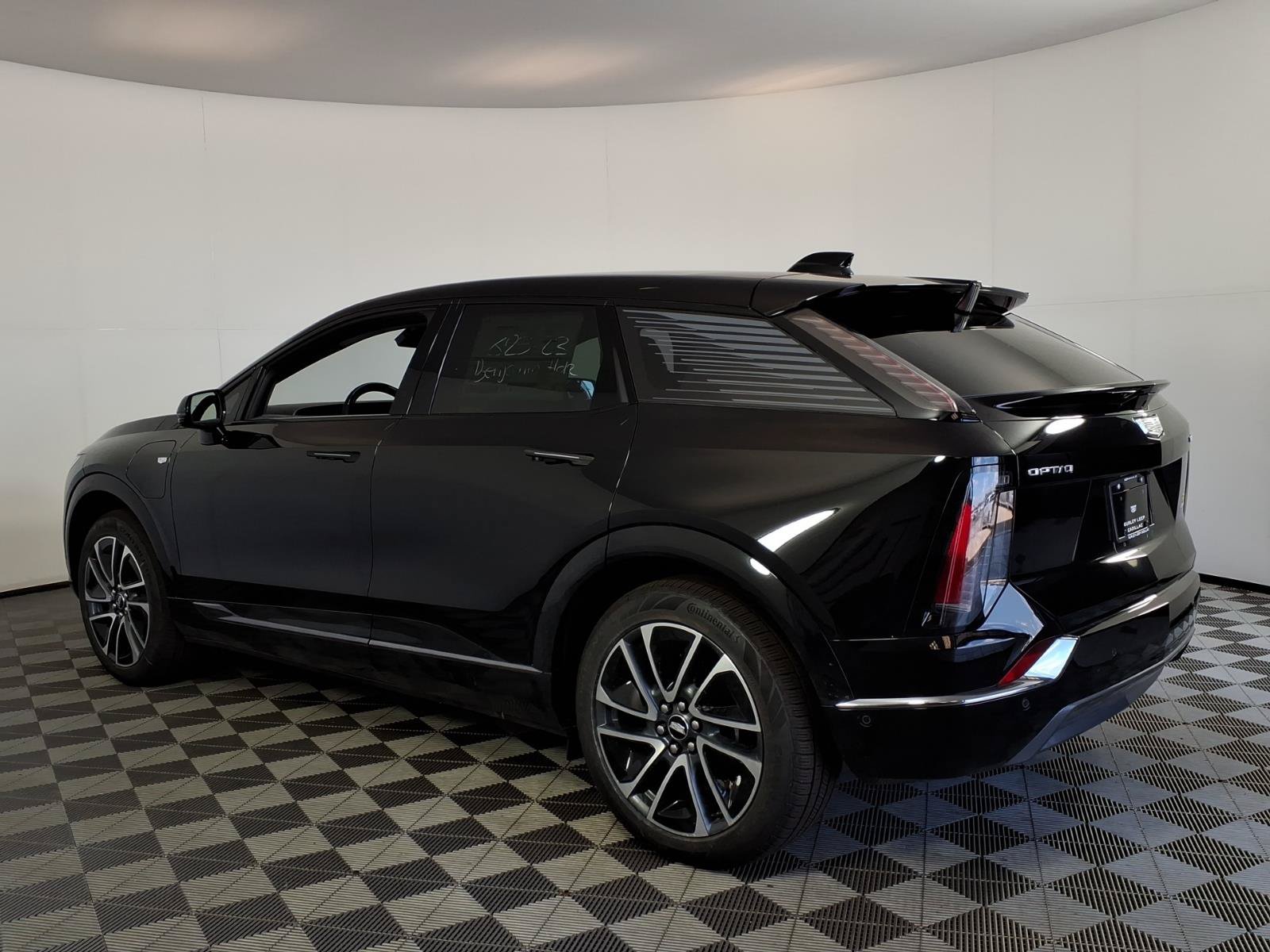 New 2026 Cadillac Optiq Sport 1 AWD/4WD image 8