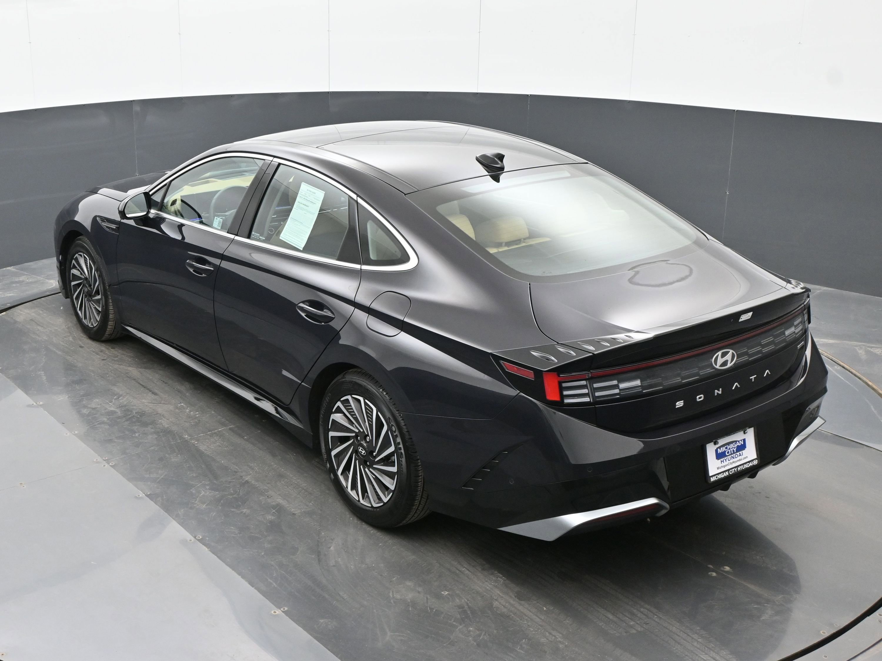 Certified 2025 Hyundai Sonata Limited image 34