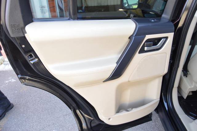 Used 2013 Land Rover LR2 HSE AWD/4WD image 55