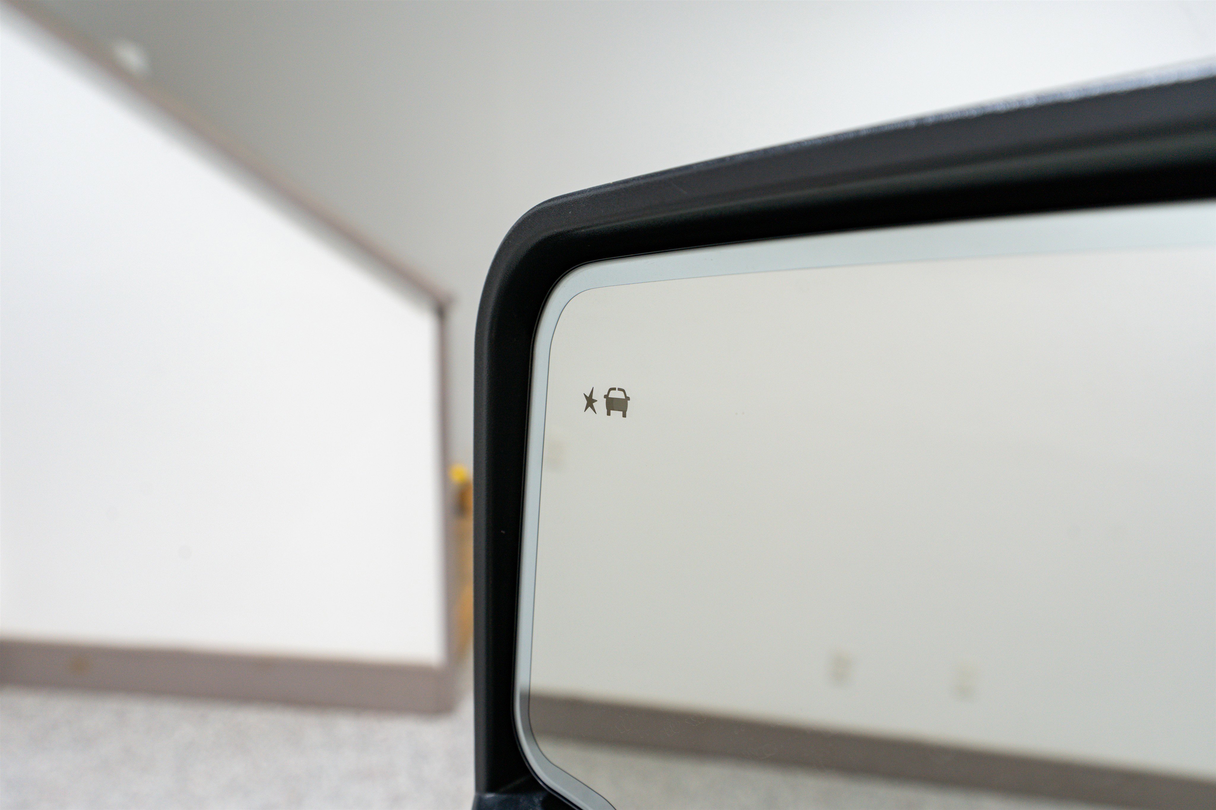 Used 2025 GMC Sierra 2500 SLT w/ SLT Premium Package image 14