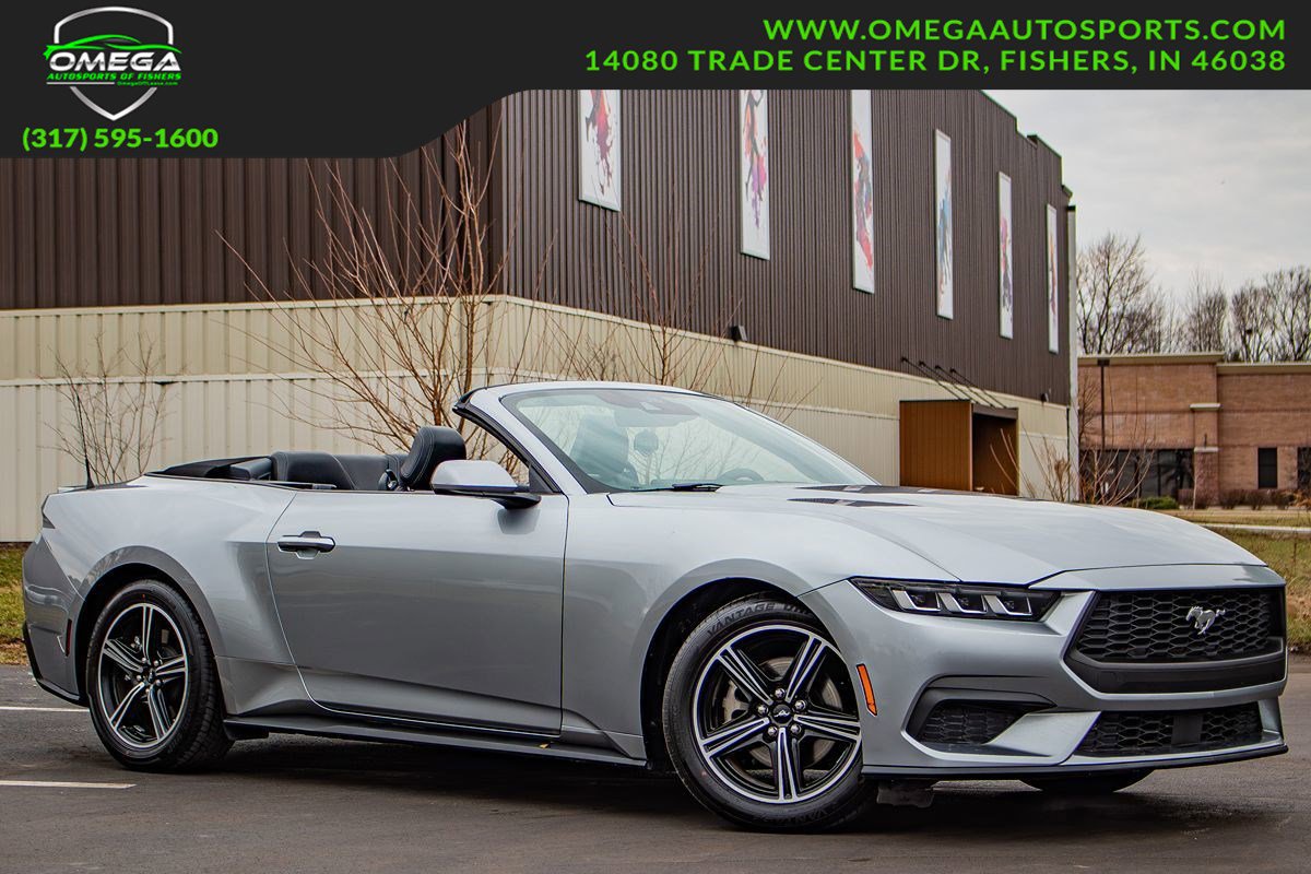 Used 2024 Ford Mustang Premium RWD image 1