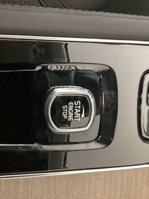 New 2026 Volvo XC90 B6 Plus w/ Protection Package Premier image 28