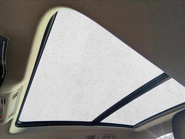 New 2025 Volkswagen Taos SE image 14