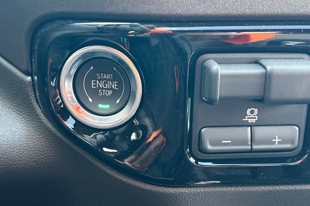 New 2026 Chevrolet Silverado 1500 LTZ AWD/4WD image 19