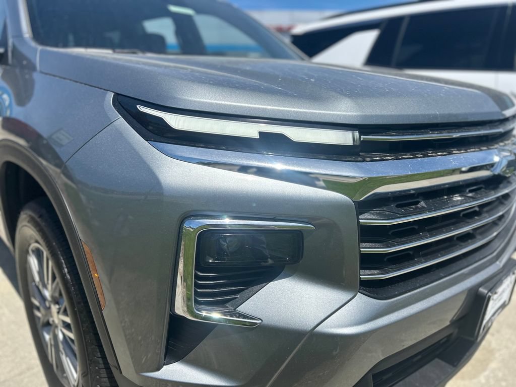 New 2026 Chevrolet Traverse LT FWD image 32