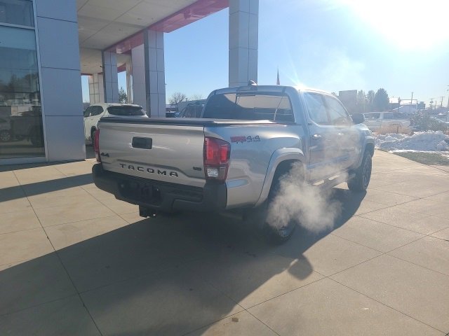 Used 2022 Toyota Tacoma SR5 image 7
