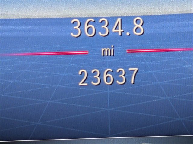 Used 2025 Mercedes-Benz GLB 250 image 22