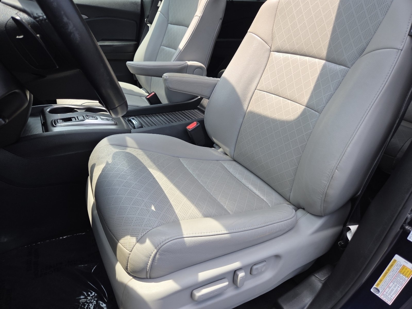 Used 2021 Honda Passport EX-L image 31
