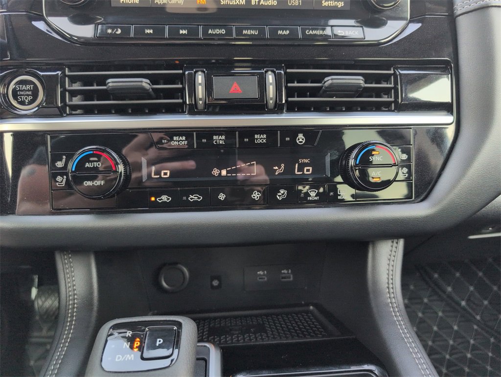 Used 2024 Nissan Pathfinder Platinum image 24