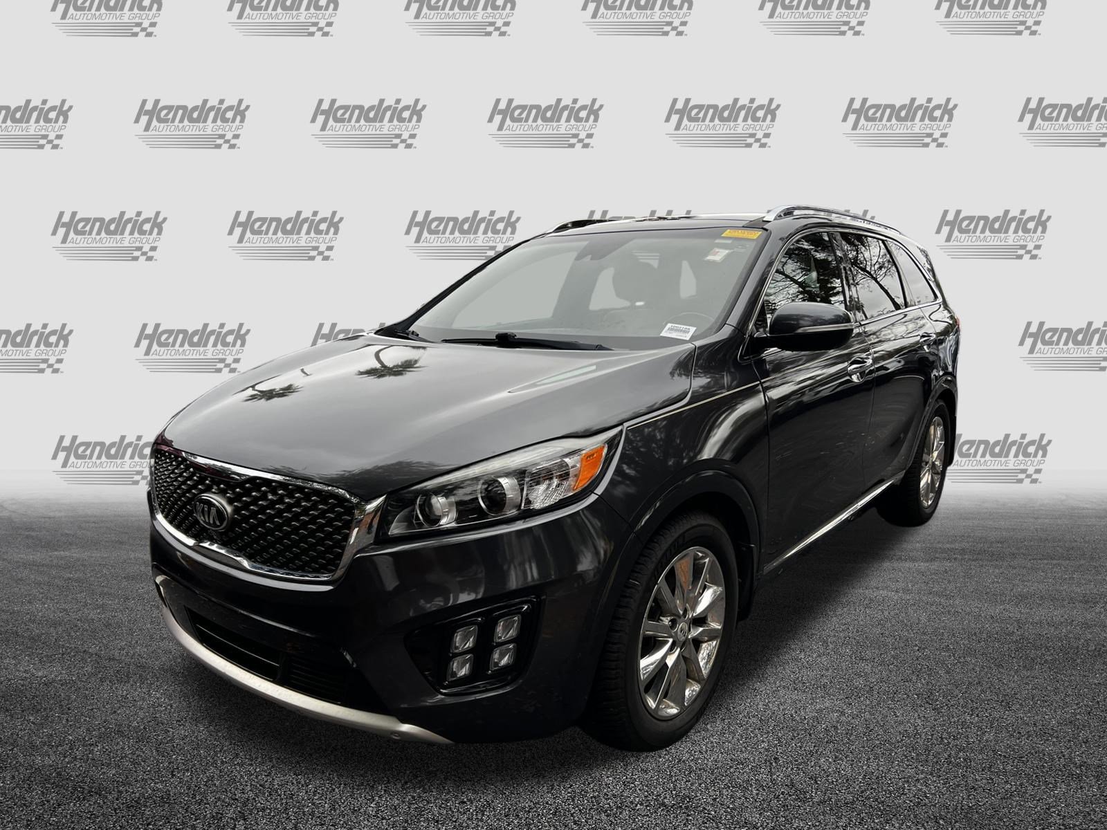 Used 2018 Kia Sorento SX image 5