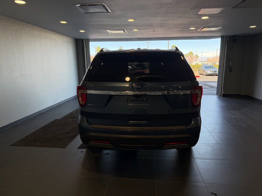 Used 2019 Ford Explorer XLT w/ Equipment Group 201A image 6