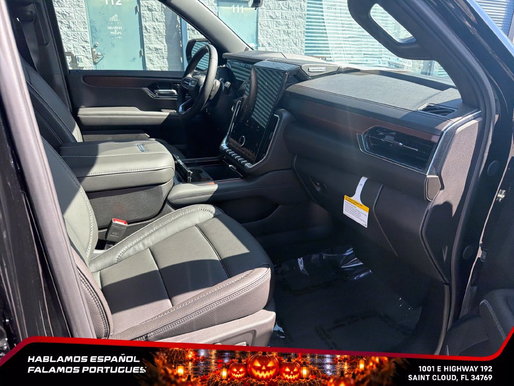 New 2026 GMC Yukon Denali w/ Denali Reserve Package AWD/4WD image 40