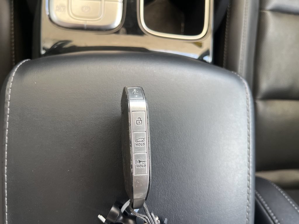 Used 2025 Kia Telluride S FWD image 21