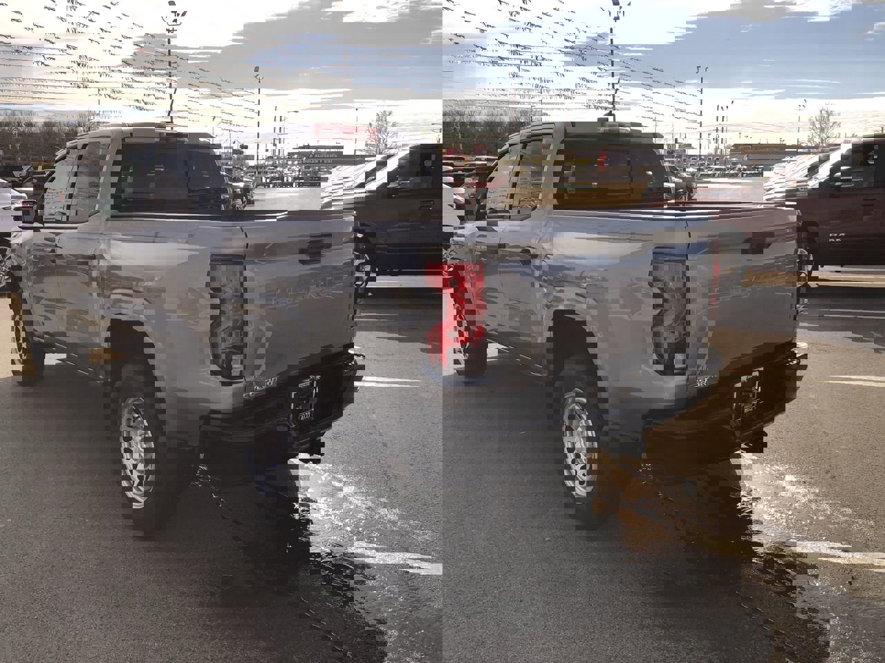 Used 2024 Chevrolet Colorado W/T w/ Advanced Trailering Package image 4