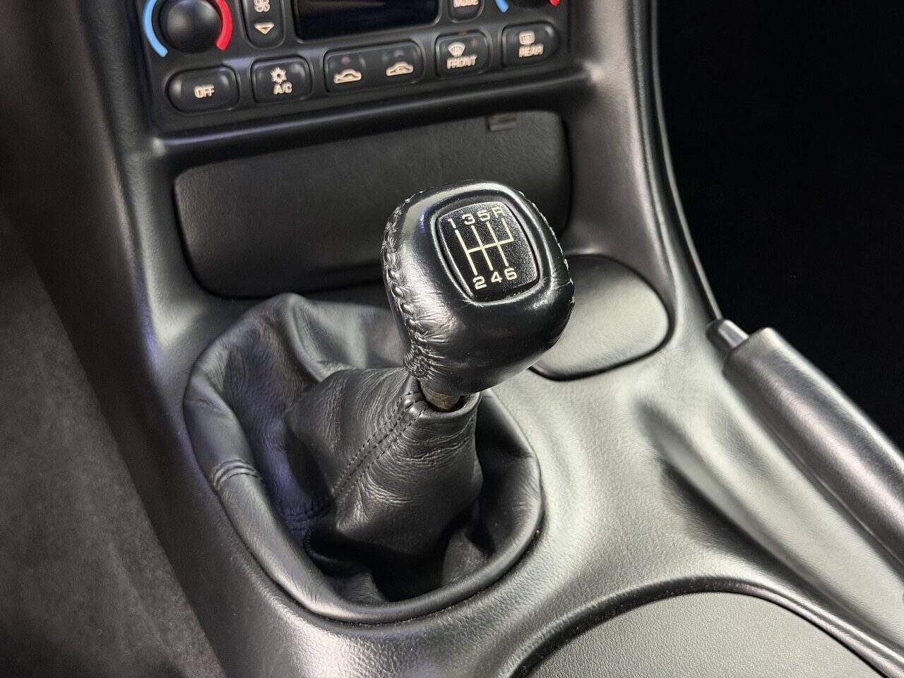 Used 2001 Chevrolet Corvette Z06 RWD image 37