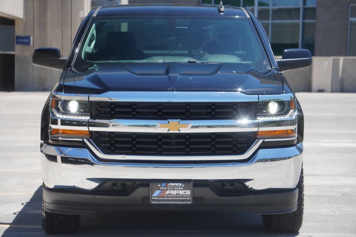 Used 2018 Chevrolet Silverado 1500 LT AWD/4WD image 6