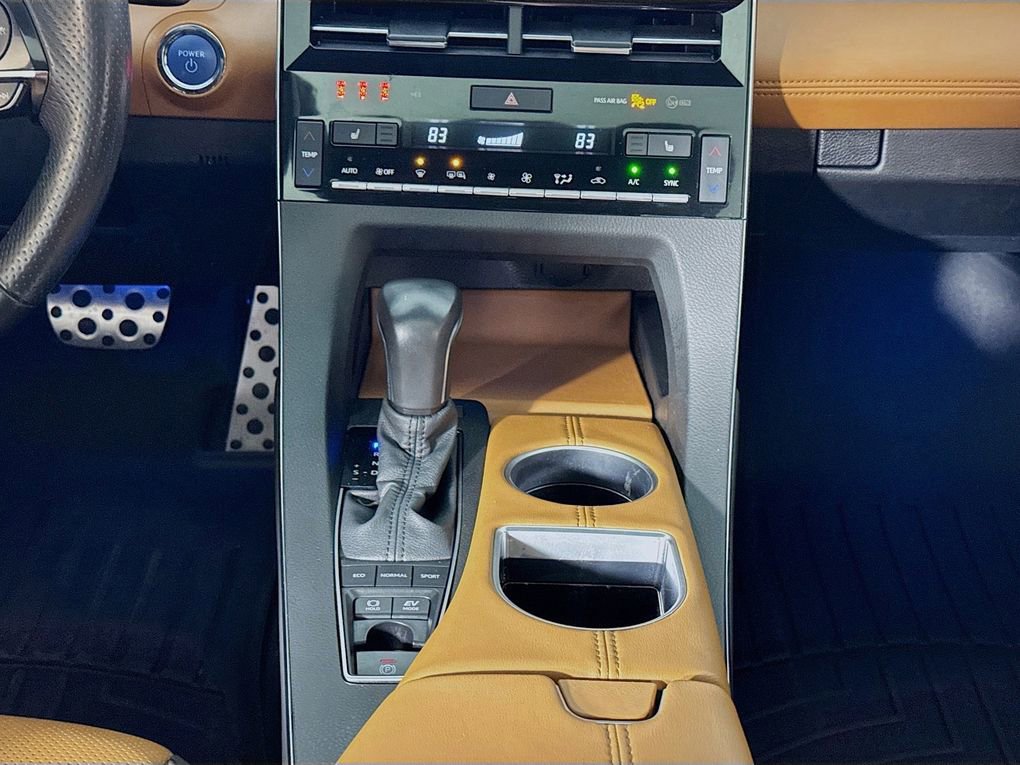 Used 2021 Toyota Avalon XSE image 39