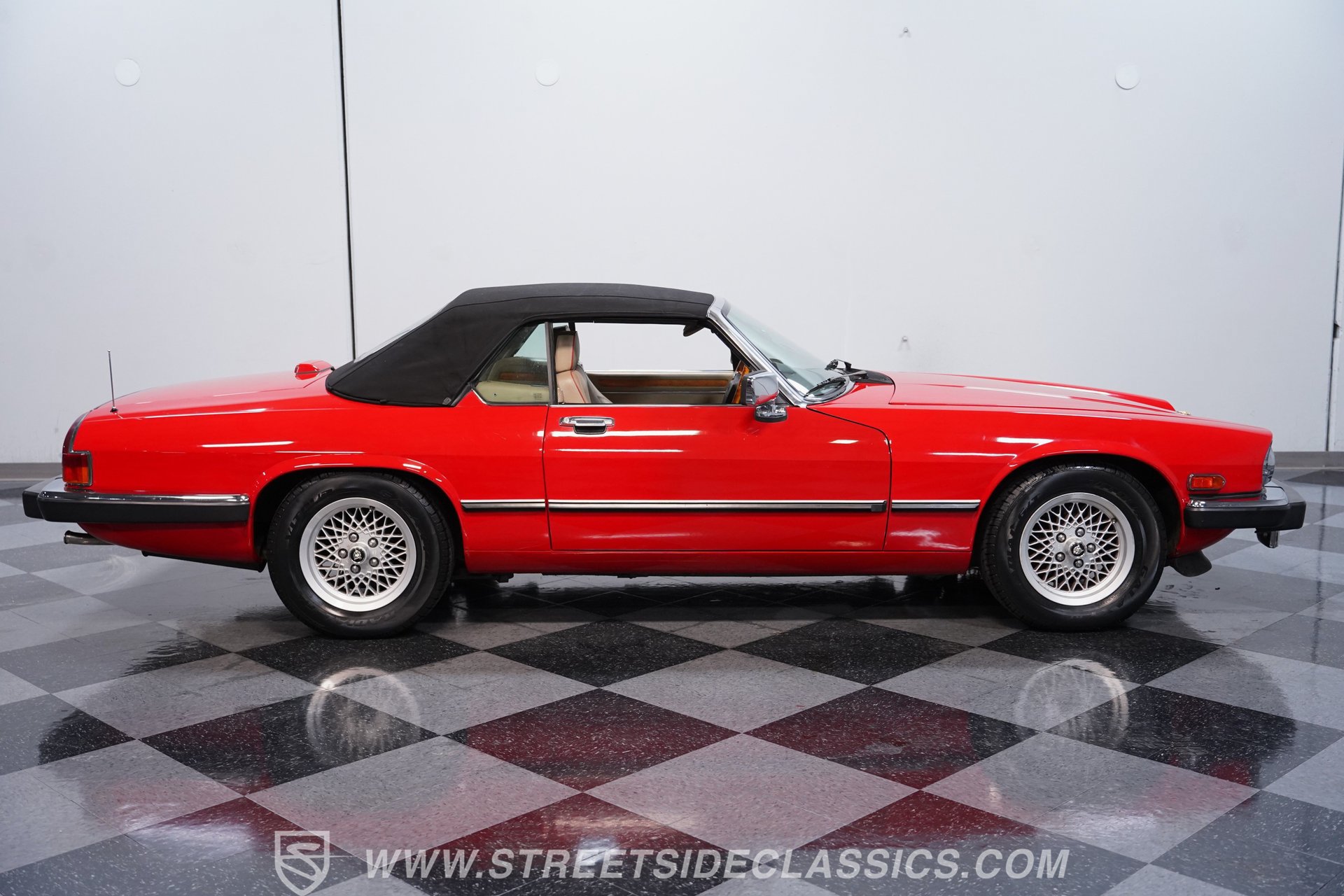 Used 1991 Jaguar XJS V12 Convertible RWD image 12