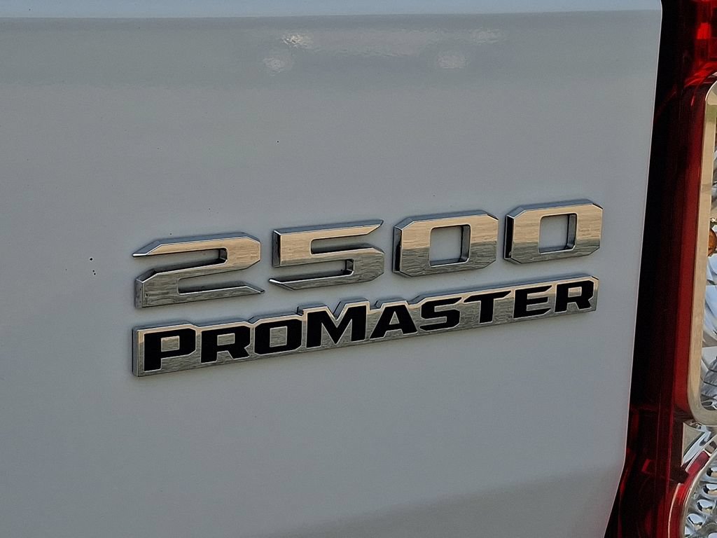 Used 2025 RAM ProMaster 2500 w/ U-Haul Equipment Group FWD image 33
