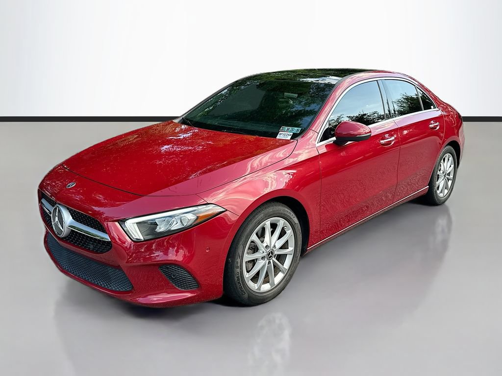 Certified 2022 Mercedes-Benz A 220 4MATIC image 1