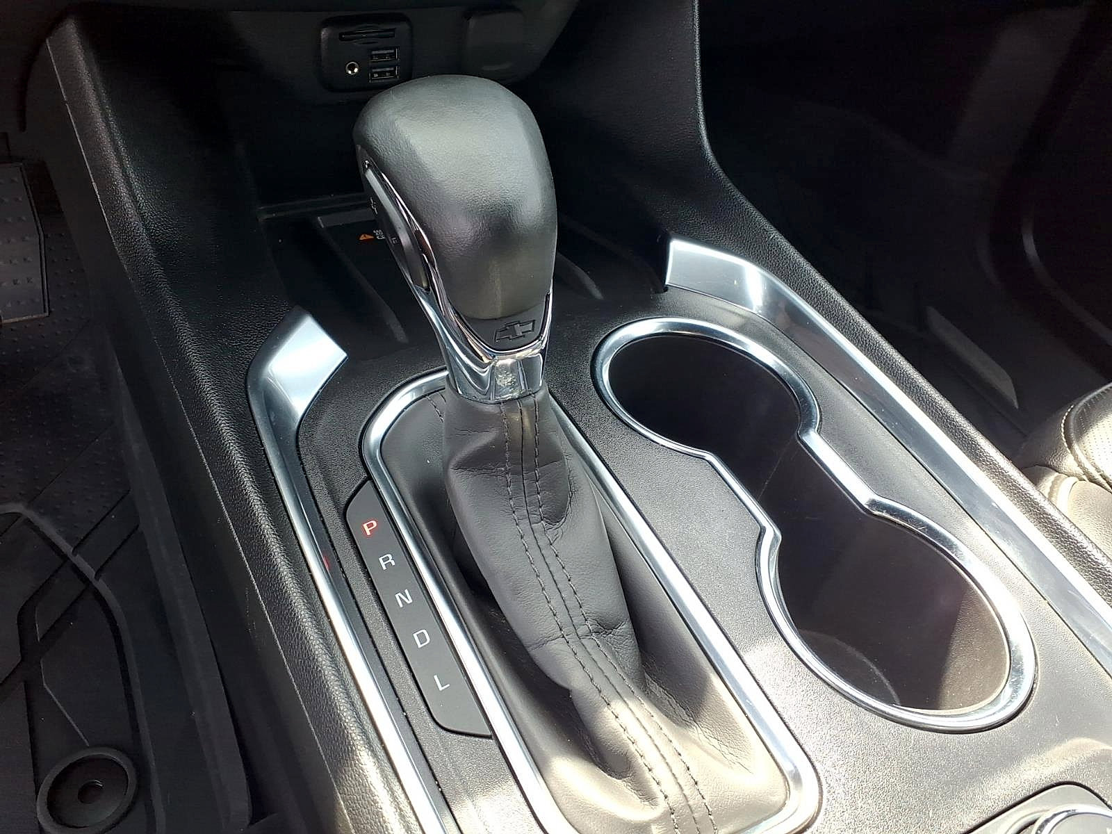 Certified 2023 Chevrolet Traverse Premier w/ Redline Edition image 16