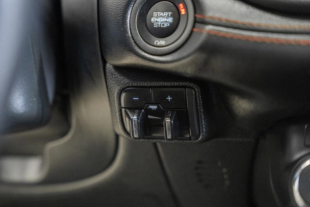 Used 2025 Dodge Durango GT image 33